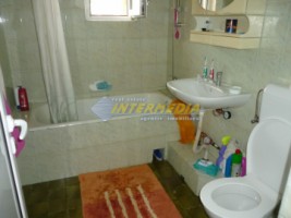 apartament-4-camere-decomandat-de-vanzare-alba-iulia-5