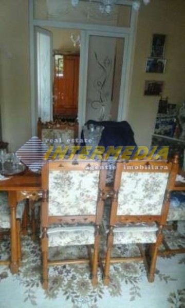 casa-de-vanzare-3-camere-in-alba-iulia-zona-centru-2