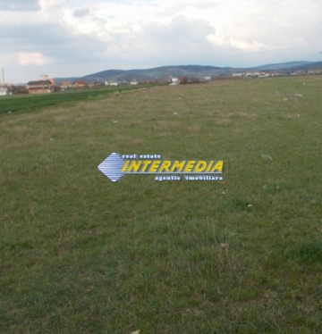 teren-de-vanzare-7000-mp-zona-ampoi-3-alba-iulia-1