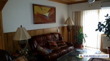vandut-apartament-3-camere-cf-1-et-1-campulung-2