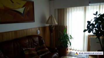 vandut-apartament-3-camere-cf-1-et-1-campulung-14
