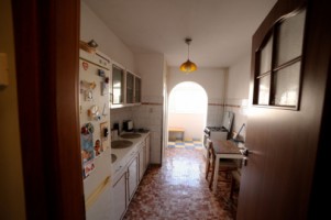 apartament-4-camere-zona-malu-rosu-9