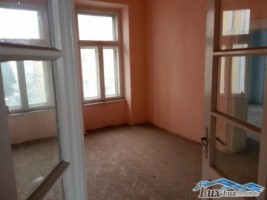 lux-imobiliare-vinde-casa-in-centrul-vechi-230000-euro-7