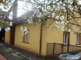 lux-imobiliare-vinde-casa-zona-vasile-alecsandri-135000-euro