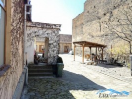 lux-imobiliare-vinde-proprietate-deosebita-in-centrul-istoric-al-orasului-baia-mare-370000-euro-neg-3