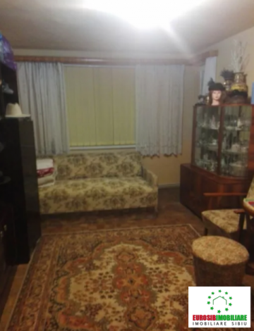 apartament-cu-2-camere-decomandate-de-vanzare-in-sibiu-zona-strand-2