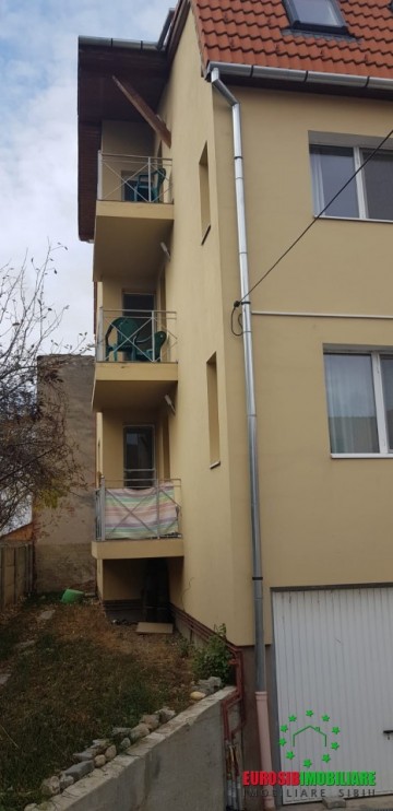 casa-cu-3-apartamente-de-vanzare-in-sibiu-zona-p-ta-cluj-17