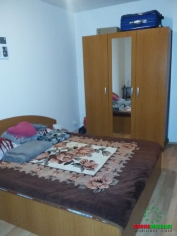 apartament-3-camere-de-vanzare-in-zona-vasile-aron-11