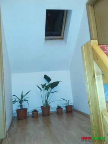 apartament-3-camere-de-vanzare-in-zona-vasile-aron-16