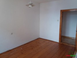 apartament-3-camere-de-inchiriat-in-sibiu-zona-calea-poplacii-2