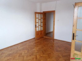 apartament-3-camere-de-inchiriat-in-sibiu-zona-calea-poplacii-1