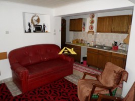 casa-de-vanzare-cetate-piata-2