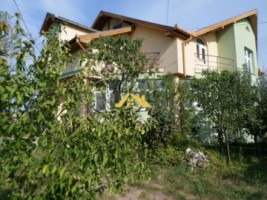casa-de-vanzare-cetate-piata