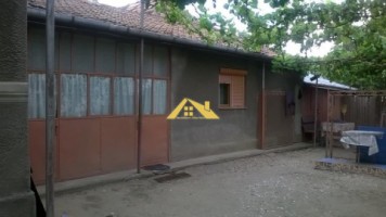 casa-cu-gradina-in-apropiere-de-alba-iulia-1