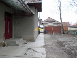 de-vanzare-casa-in-partos