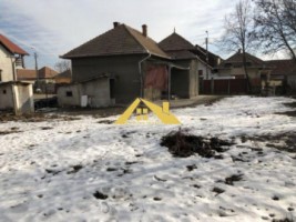 de-vanzare-casa-in-partos-10