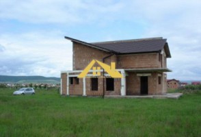 casa-individuala-cu-etaj-de-vanzare-alba-micesti-1