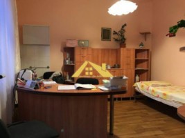 de-vanzare-2-case-la-pret-de-una-in-centru-13