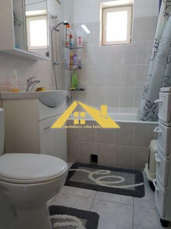 apartament-2-camere-zona-cetate-mercur-2