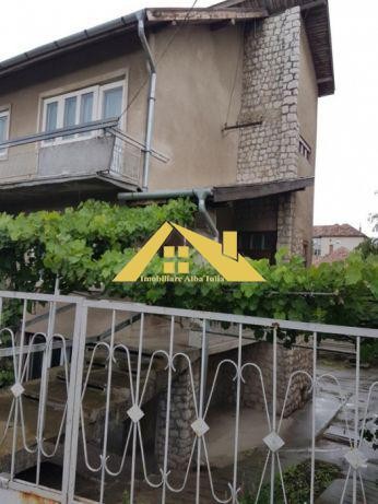 vand-casa-solida-in-cetate