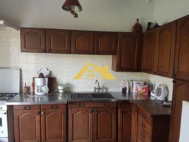 vand-casa-solida-in-cetate-6