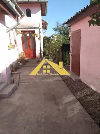 casa-in-alba-iulia-zona-centrala-2