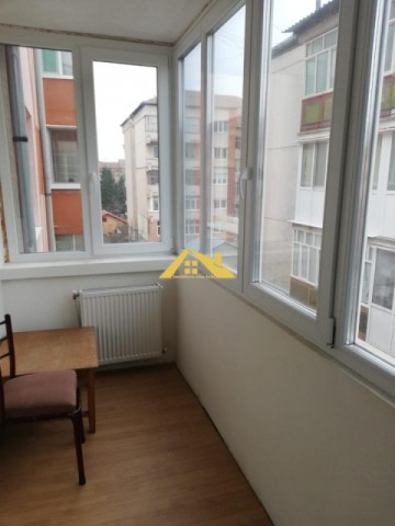 apartament-3-camere-cetate-5