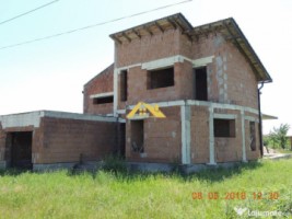 casa-la-rosu-3