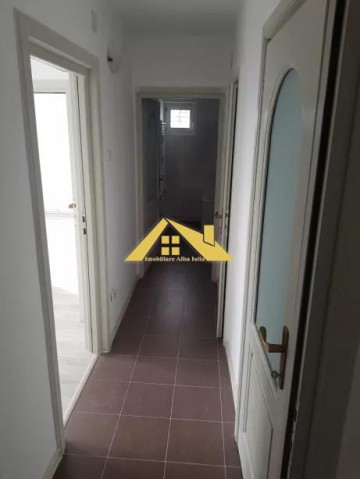 apartament-3-camere-in-m-uri-3