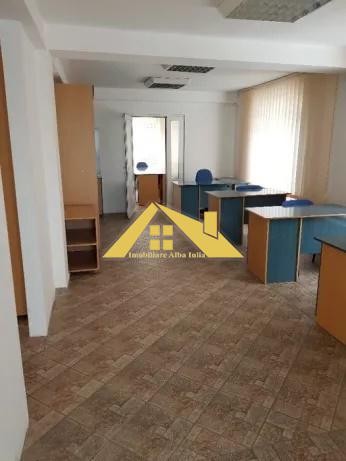 spatiu-comercial-in-cetate-5