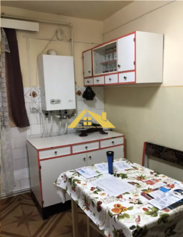 apartament-cu-3-camere-decomandate-centru-5