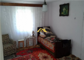 casa-de-vanzare-1136m-2