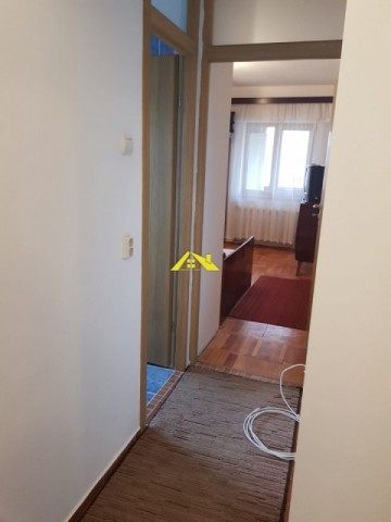 inchiriere-apartament-3-camere-centru-3