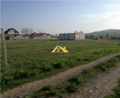 persoana-fizica-vand-teren-439-mp-1