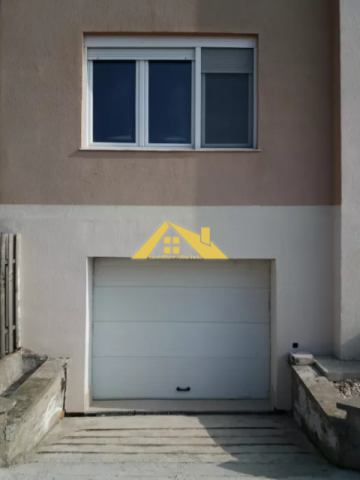 apartament-nou-cu-scara-interioara-1