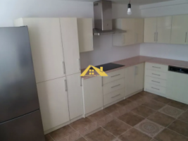 apartament-nou-cu-scara-interioara-3