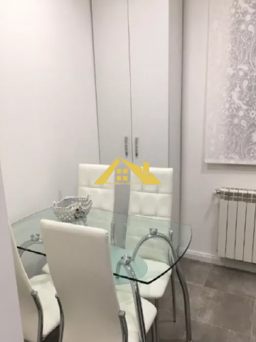 vand-apartament-in-centru-bloc-280-3