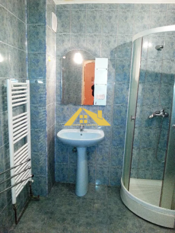 apartament-2-camere-ampoi-2-decomandat-foarte-spatios-de-inchiriat-2