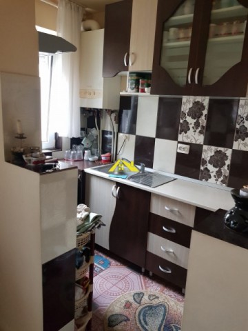 apartament-4-camere-cetate-1