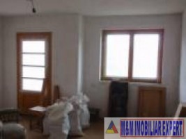 vila-7-camere-cu-teren-de-1000-mp-in-suici-confort-si-spatiu-pentru-familie-8