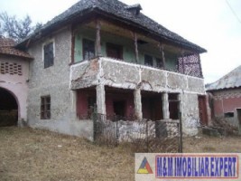 casa-7-camere-teren-3000-mp-stoenesti-piatra-arges-1