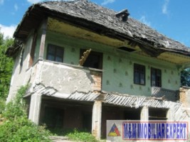 casa-7-camere-teren-3000-mp-stoenesti-piatra-arges-5