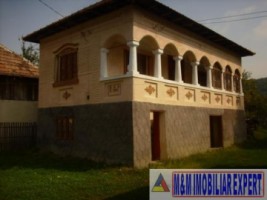 casa-3-camere-teren-2000-mp-hartiesti