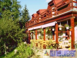 vila-12-camere-teren-2500-mp-de-vanzare-in-bran-brasov-ideala-pentru-turism