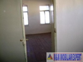 nu-mai-inchiriaza-spatiu-apartament-la-casa-campulung-1