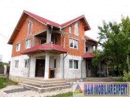 vila-6-camere-cu-teren-1500-mp-in-valea-mare-pravat-arges-ideala-pentru-familie-mare-2