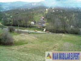 teren-832-mp-intravilan-campulung-8