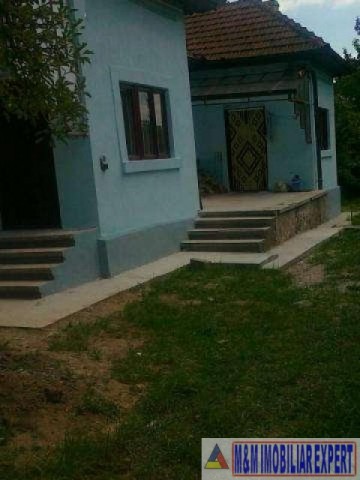 casa-3-camere-teren-2400-mp-de-vanzare-in-apa-sarata-campulung-muscel-arges-ideala-pentru-familie-1