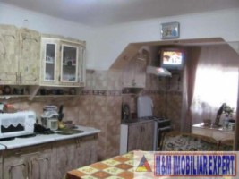 vila-6-camere-teren-200-mp-valea-mare-pravat-3