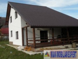 vila-cu-3-camere-si-teren-de-2000-mp-de-vanzare-in-balilesti-arges-ideala-pentru-locuinta-de-familie